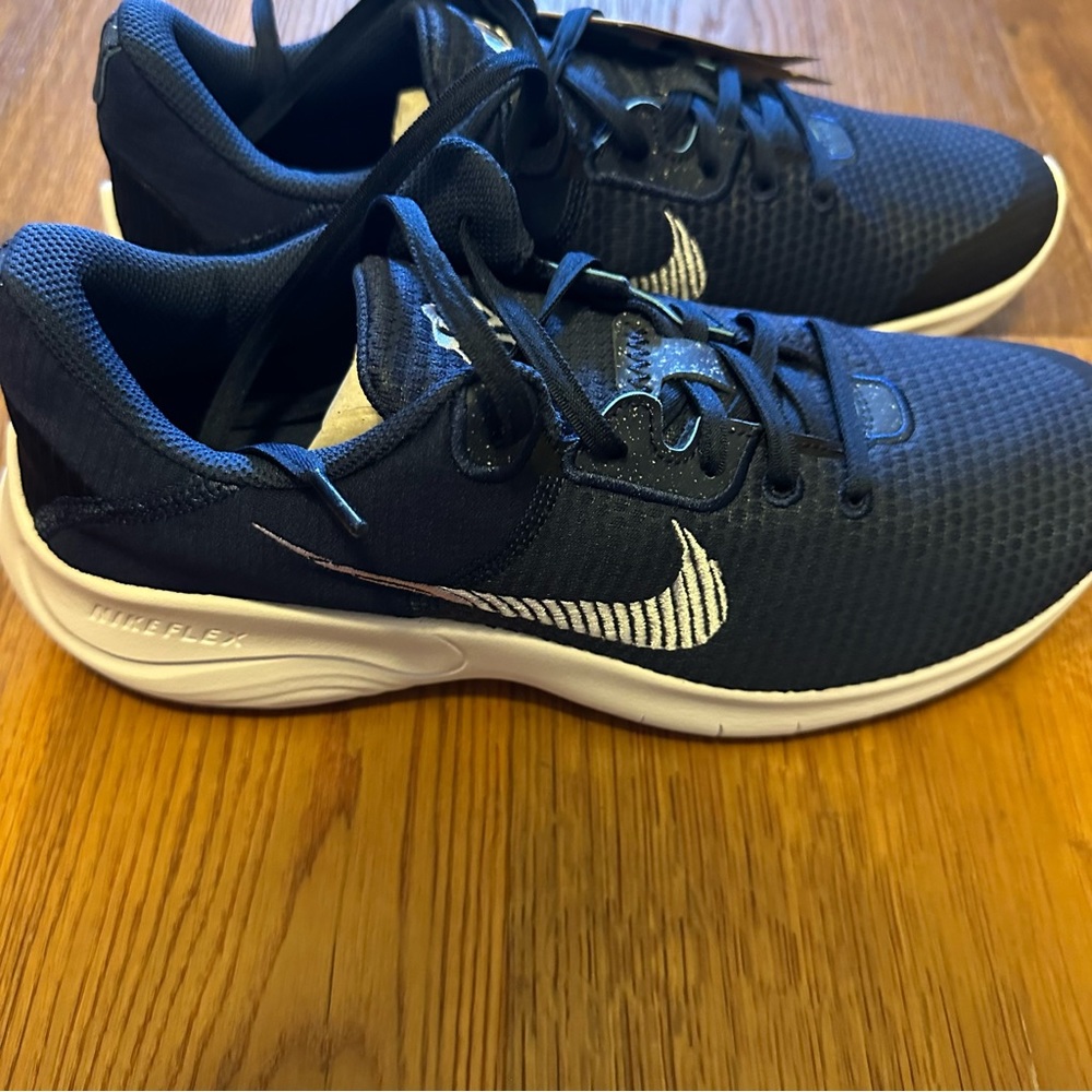 Nike Flex Experience RN 11 NN | Men’s 9/Women’s 10.5